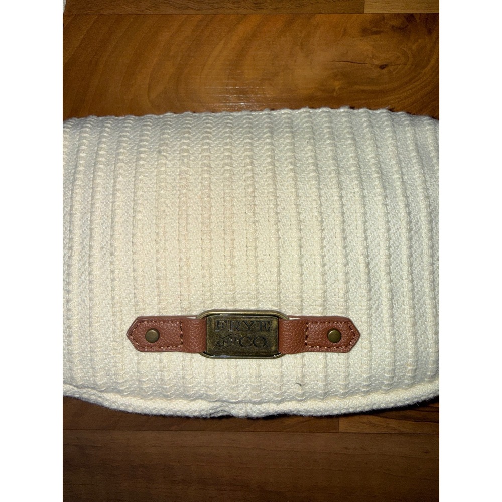 FRYE AND CO Spencer Sling Natural White Ribbed Shoulder Bag Crossbody Bag NEW - Picture 2 of 6
